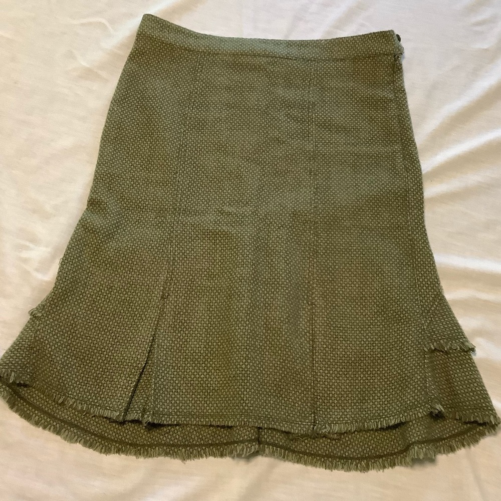 Lux green wool blend skirt. Size 5.